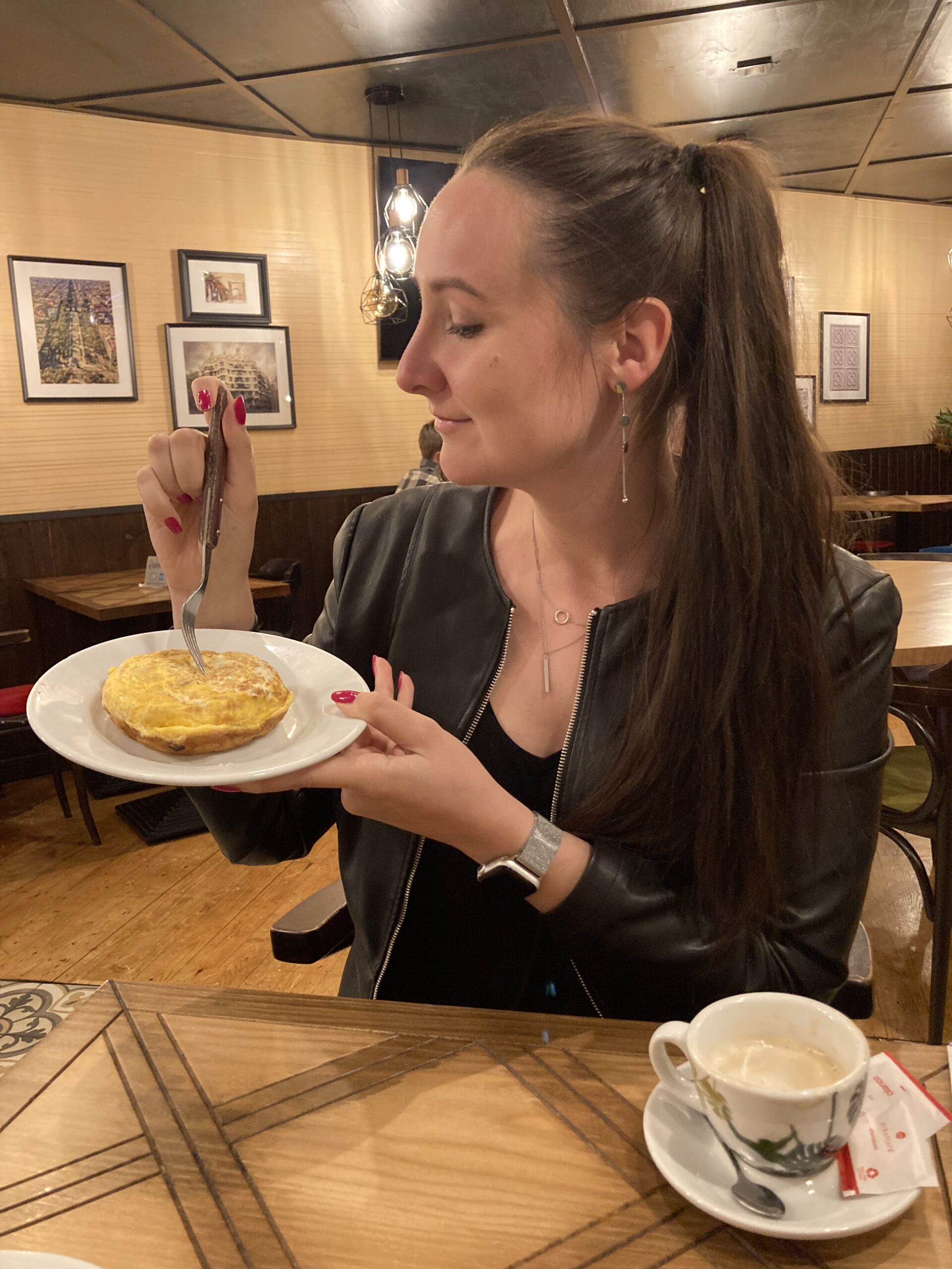 Co zjeść i gdzie zjeść w Barcelonie? 10 dań, których musisz spróbować i polecane restauracje