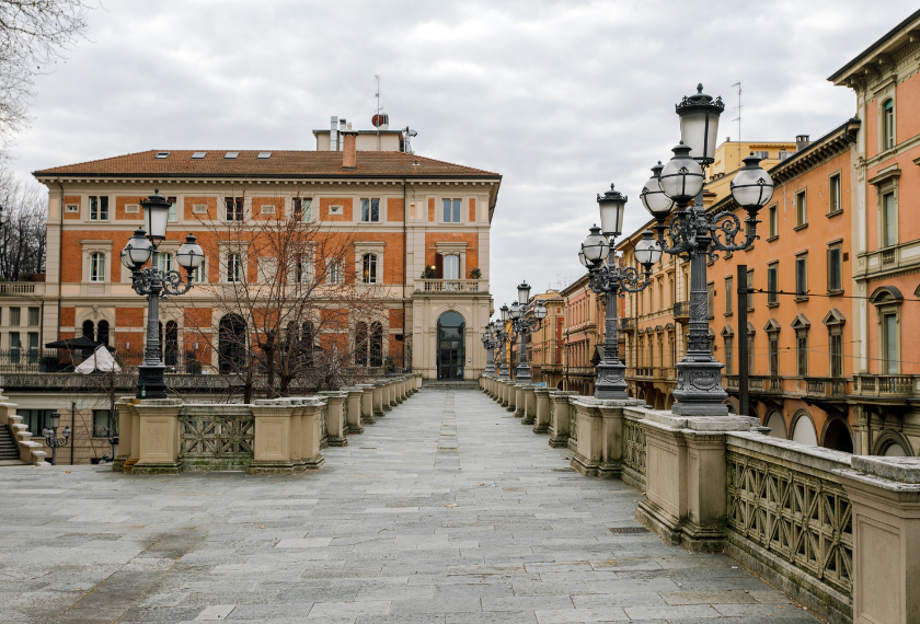 Najlepsze punkty widokowe w Bolonii – 6 miejsc z oszałamiającą panoramą miasta