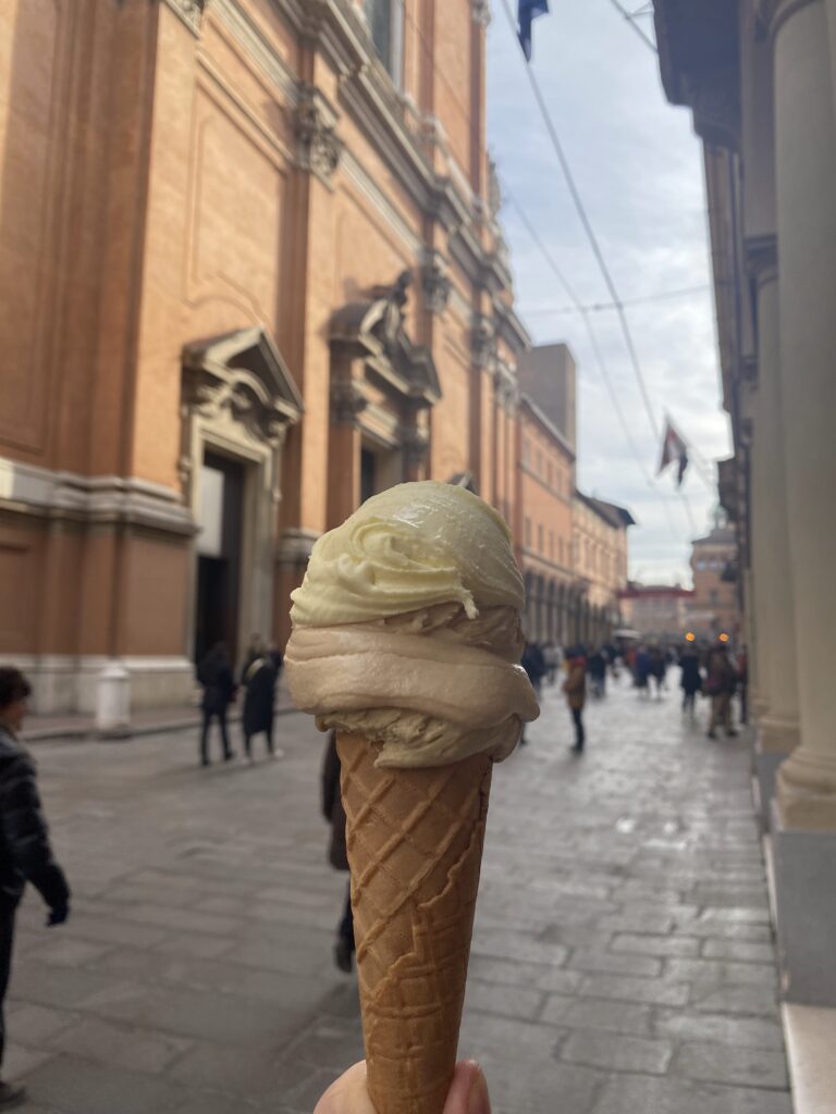 Ceny w Bolonii 2025 - aktualne ceny jedzenia, atrakcji, komunikacji i noclegów
